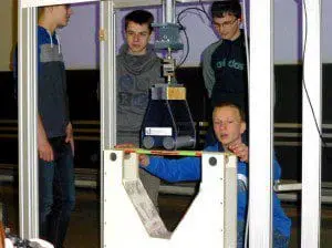 Papierbrückenwettbewerb - 2015