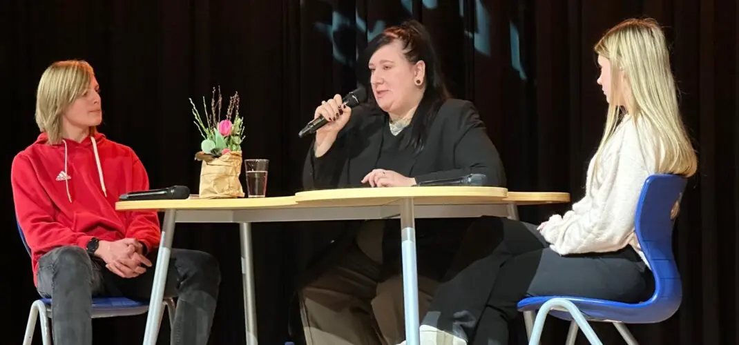 Autorenlesung mit Lena Schätte